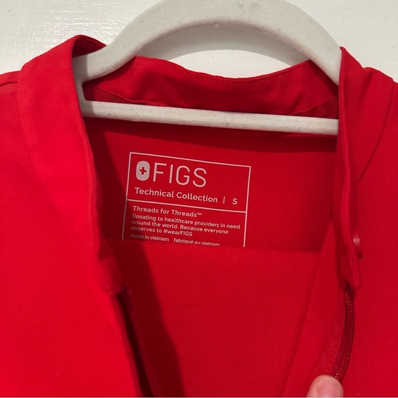 Figs Pop red set - Picture 2 of 5